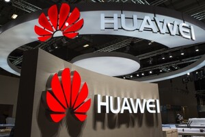 Huawei повністю припинила пряме постачання смартфонів до РФ