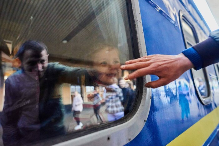 Потяг Київ-Херсон курсуватиме по-новому: графік 