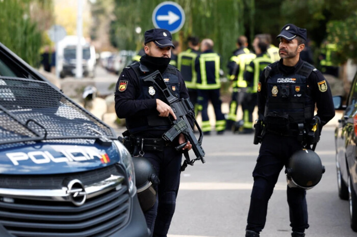 Іспанська влада розглядає вибух у посольстві України як теракт
