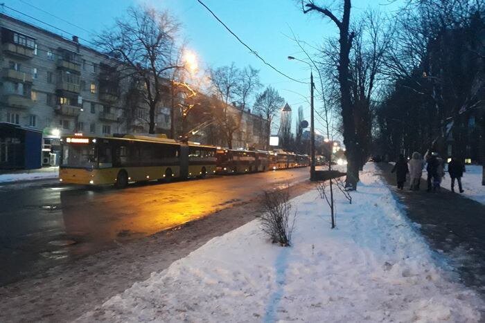 Як працює транспорт у Києві: інформація станом на вечір