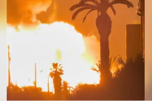В Марокко произошли мощные взрывы на территории газохранилища (видео)
