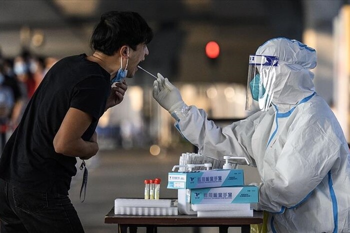 У Китаї лютує коронавірус: прогнозується 5 тис. смертей на день – Bloomberg