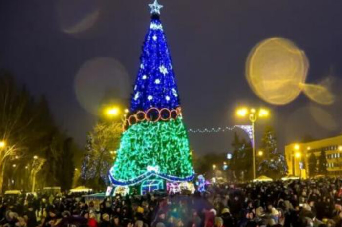 Окупанти скасували комендантську годину в «ЛНР» на час новорічних свят