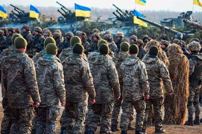 В Украине продлено военное положение и мобилизацию
