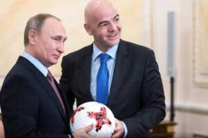 Друг Путіна Інфантіно переобраний президентом ФІФА