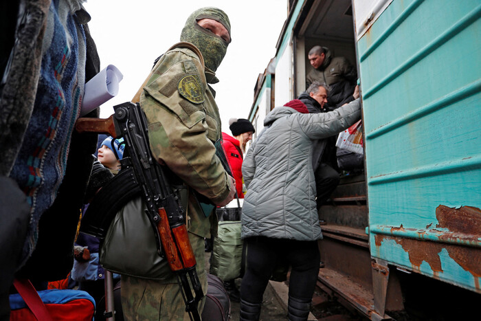 РФ пытается легализовать депортацию с оккупированных территорий Украины