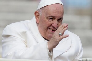 Папа Римський відправить в Україну італійського кардинала з миротворчою місією