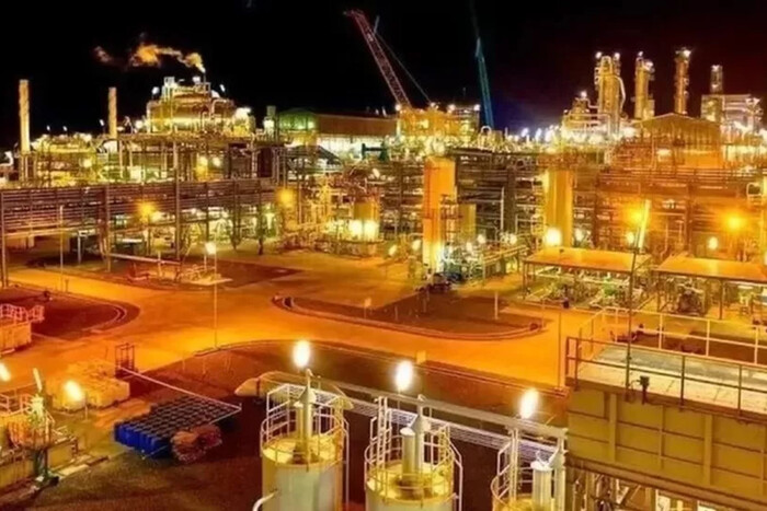 У Нігерії запустили найбільший нафтопереробний завод