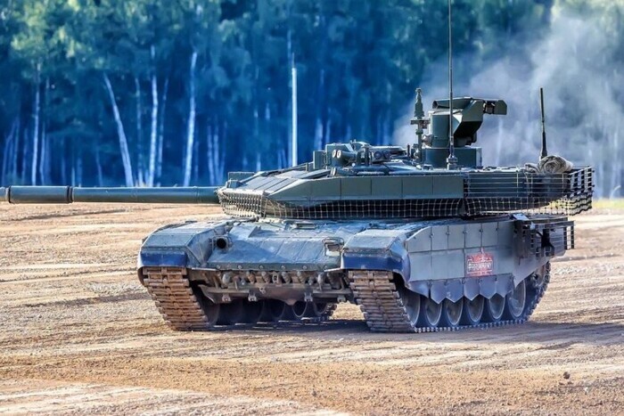 ВСУ с воздуха уничтожили новейший российский танк за $4,5 млн