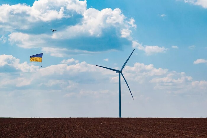 Завдяки ДТЕК Ахметова у 2022 році Україна побудувала більше наземних вітрових турбін, ніж Англія – The Guardian 