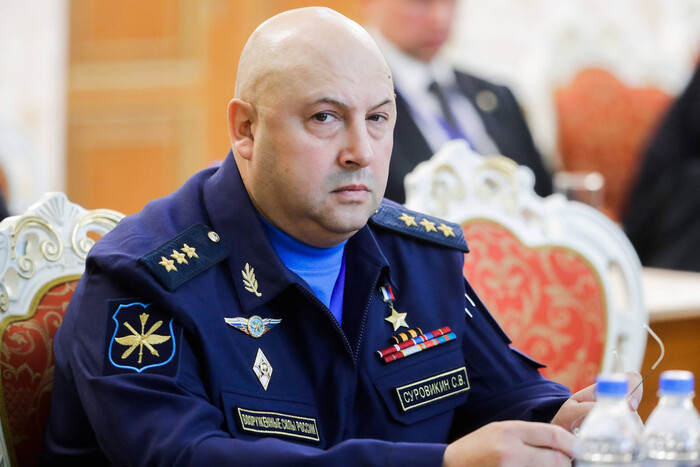 Российский генерал Суровикин был секретным членом «Вагнер» – CNN
