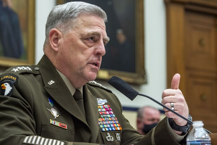 США планируют оптимизировать искусственный интеллект для ведения войны – генерал Милли