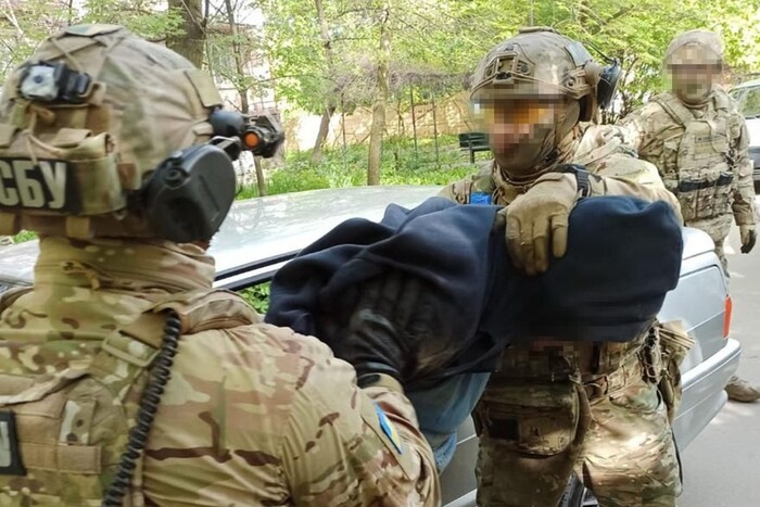 Правоохоронці перехопили розмови агентів ФСБ, які готували теракти проти Залужного