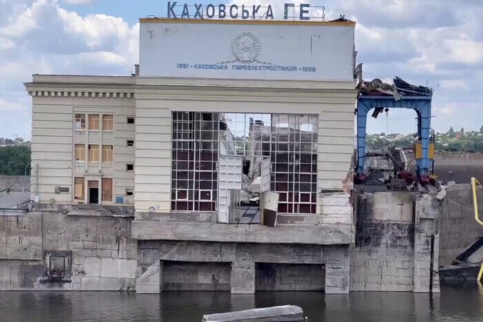 Каховская ГЭС через месяц после взрыва: в сети появились видео