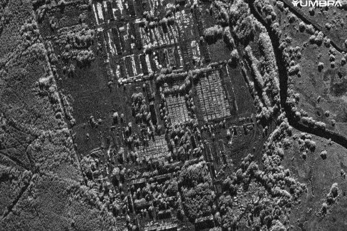  Спутниковые снимки зафиксировали наращивание техники на военной базе в Беларуси
