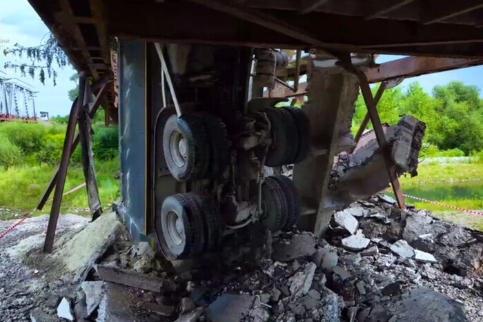 Обрушение моста на Закарпатье: завершен демонтаж разрушенных частей (видео)