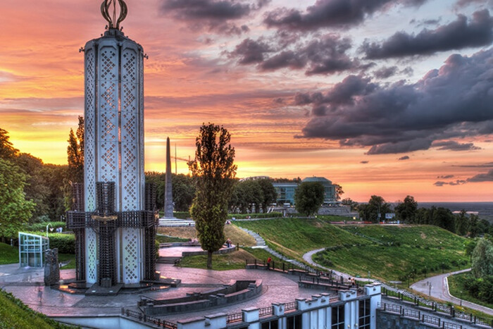 Зеленский ветировал выделение более 500 млн грн на достройку музея Голодомора