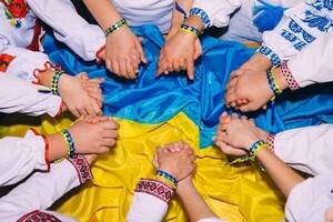 Українці згуртувались під час великої біди