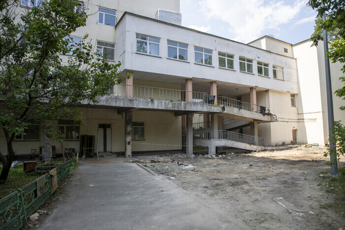 Госпиталь в Пуще-Водице заказал ремонт за сотни миллионов гривен