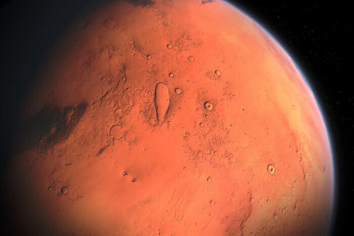 NASA опубликовало снимки Марса с необычными цветами (фото)