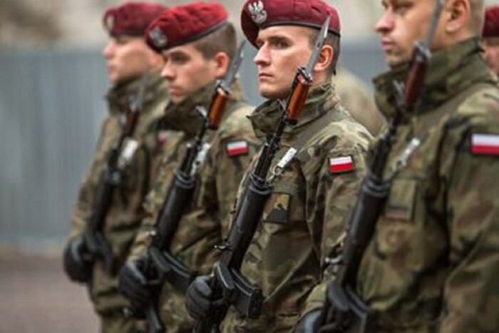 Польща направить на кордон із Білоруссю додаткові війська