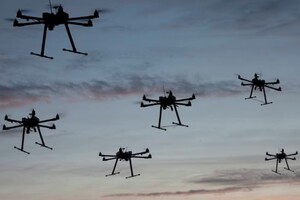 США тестують технологію, що може знищити велику кількість дронів за один раз