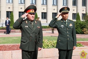 Куда обязательно заедет министр обороны КНР в Беларуси?