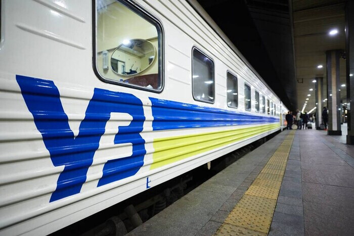  «Укрзализныця» открыла продажу билетов на новый поезд в Польшу