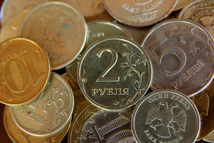Китай спасает курс рубля?