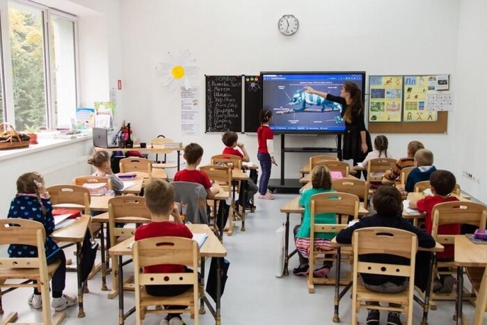 Діяльність приватних шкіл. Освітній омбудсмен пояснив, як українцям дурять голову