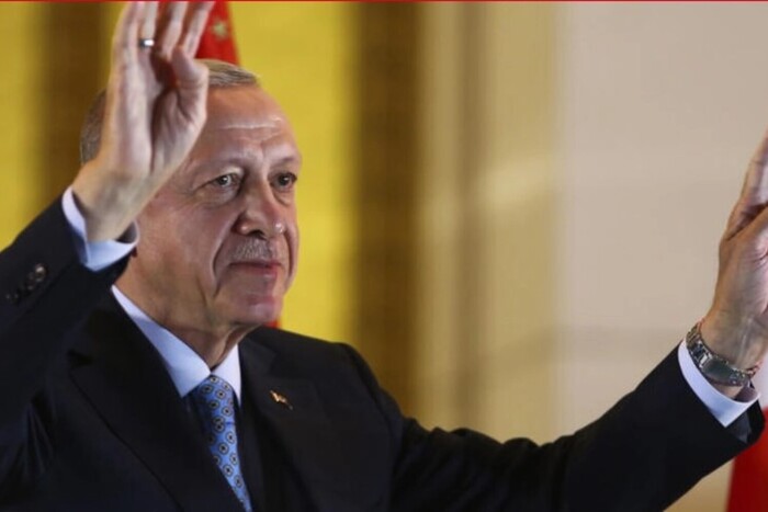 Ердогану стає все важче всидіти одразу на двох стільцях – ЗМІ