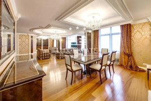 Хороми за $5 млн: найдорожча квартира у Києві, виставлена на продаж під час війни (фото)