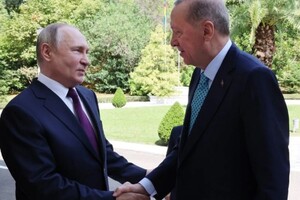 Курйози та розмови про зернову угоду. Як відбулася зустріч Ердогана та Путіна (відео)