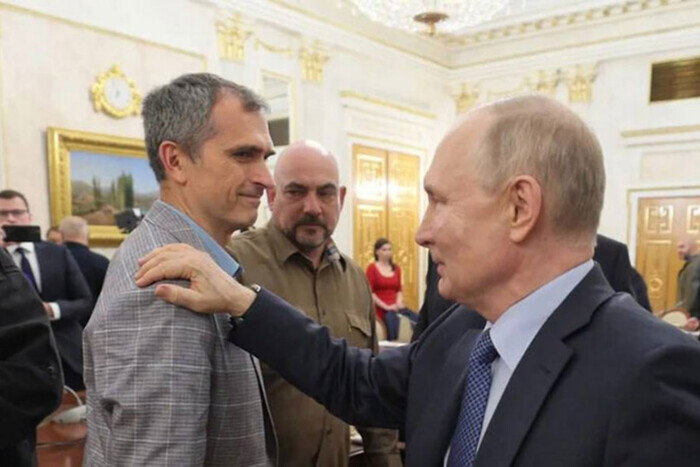 Верный солдат Путина. Пропагандист из Сум получил подозрение в госизмене