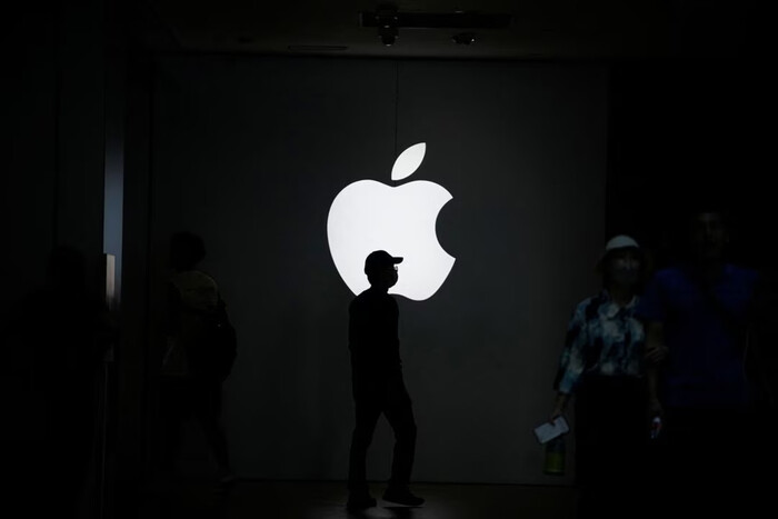 «Ніби помста»: США занепокоєні забороною iPhone для китайських урядовців