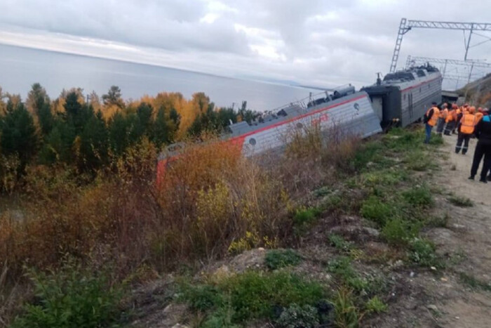 У Росії сталася катастрофа на залізниці (фото)
