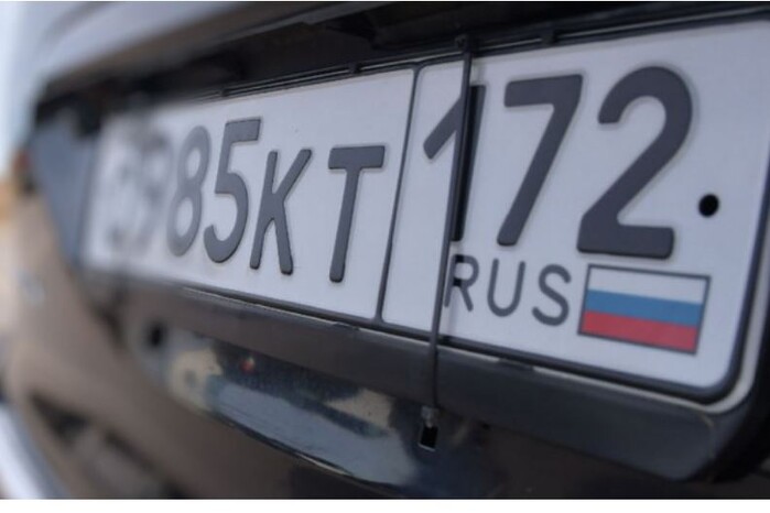 Ще одна країна ЄС закриває кордон для автомобілів із російськими номерами