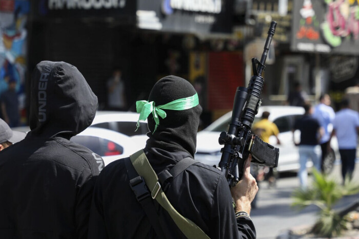 Росія фінансувала бойовиків ХАМАСу через криптовалюту – The Wall Street Journal