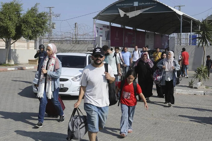 Первая группа украинцев эвакуирована из Газы