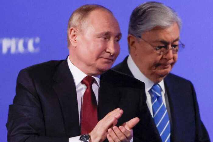 В Казахстан ездил двойник Путина: что разоблачило диктатора