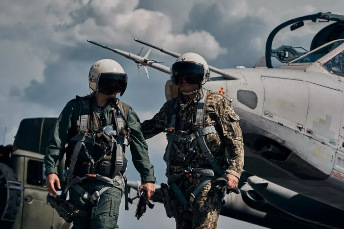 Пентагон: украинские пилоты уже тренируются на F-16 в США