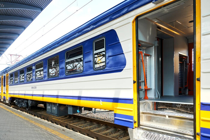 «Укрзализныця» представила новый график движения поездов на 2024 год