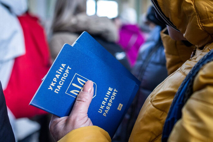 Германия продлила временную защиту для беженцев из Украины