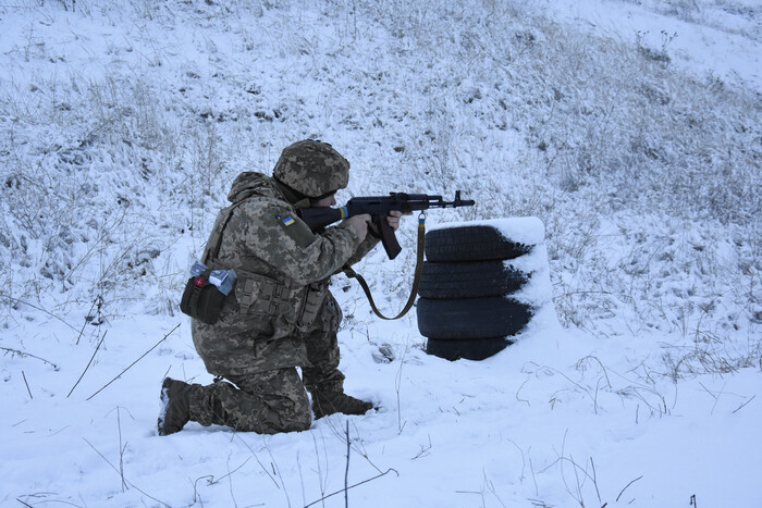 ВСУ ведут штурм на двух направлениях, удерживают позиции на левобережье Днепра – Генштаб