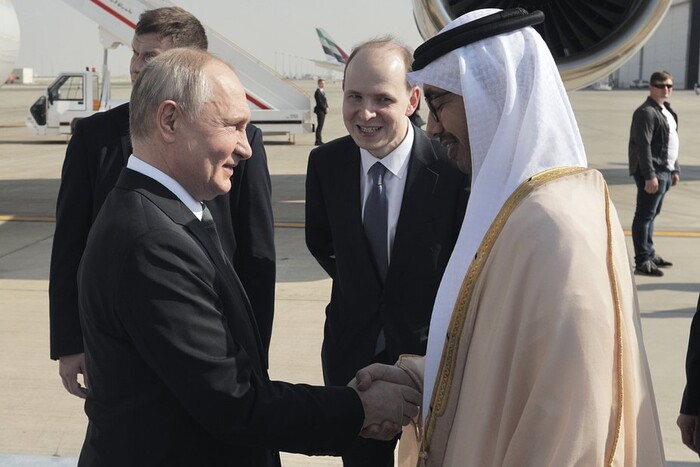 Як Путін добрався в ОАЕ. Російське міноборони виклало відео
