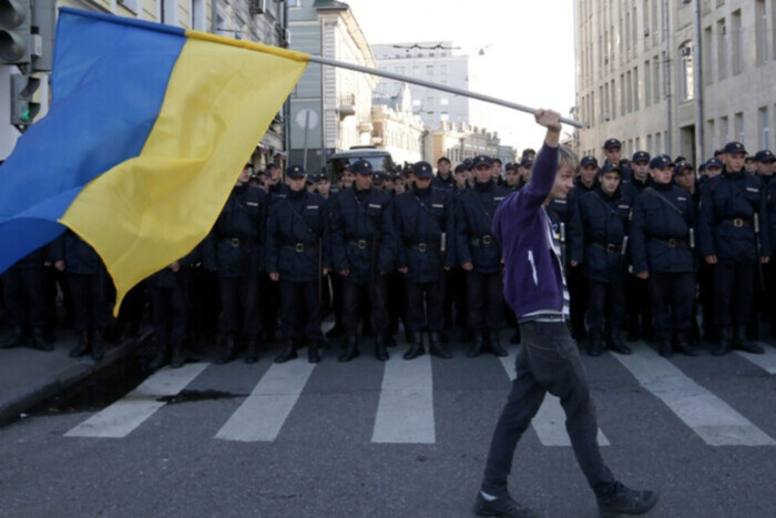 Один из лидеров украинской диаспоры в РФ: Всемирный конгресс украинцев выбросил нас из своих рядов