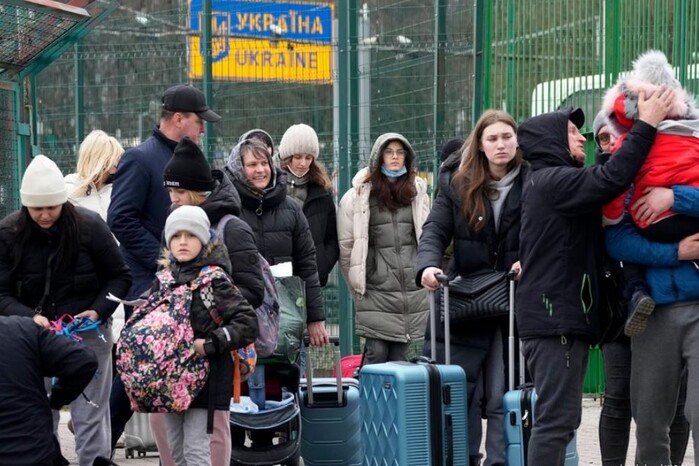 Зростає потік українських біженців до однієї із європейських країн