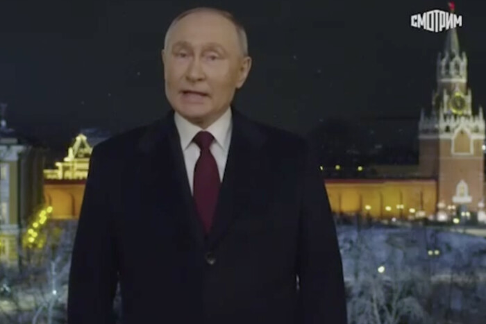 Путін у привітанні з Новим роком заговорив про милосердя, коли Україна була під ракетним ударом