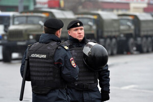 В России в новогоднюю ночь полиция задержала тысячи мигрантов по всей стране