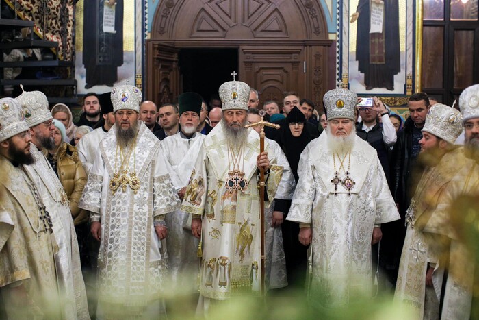 Мережа обурена. Московську церкву знову пустили в Київську Лавру